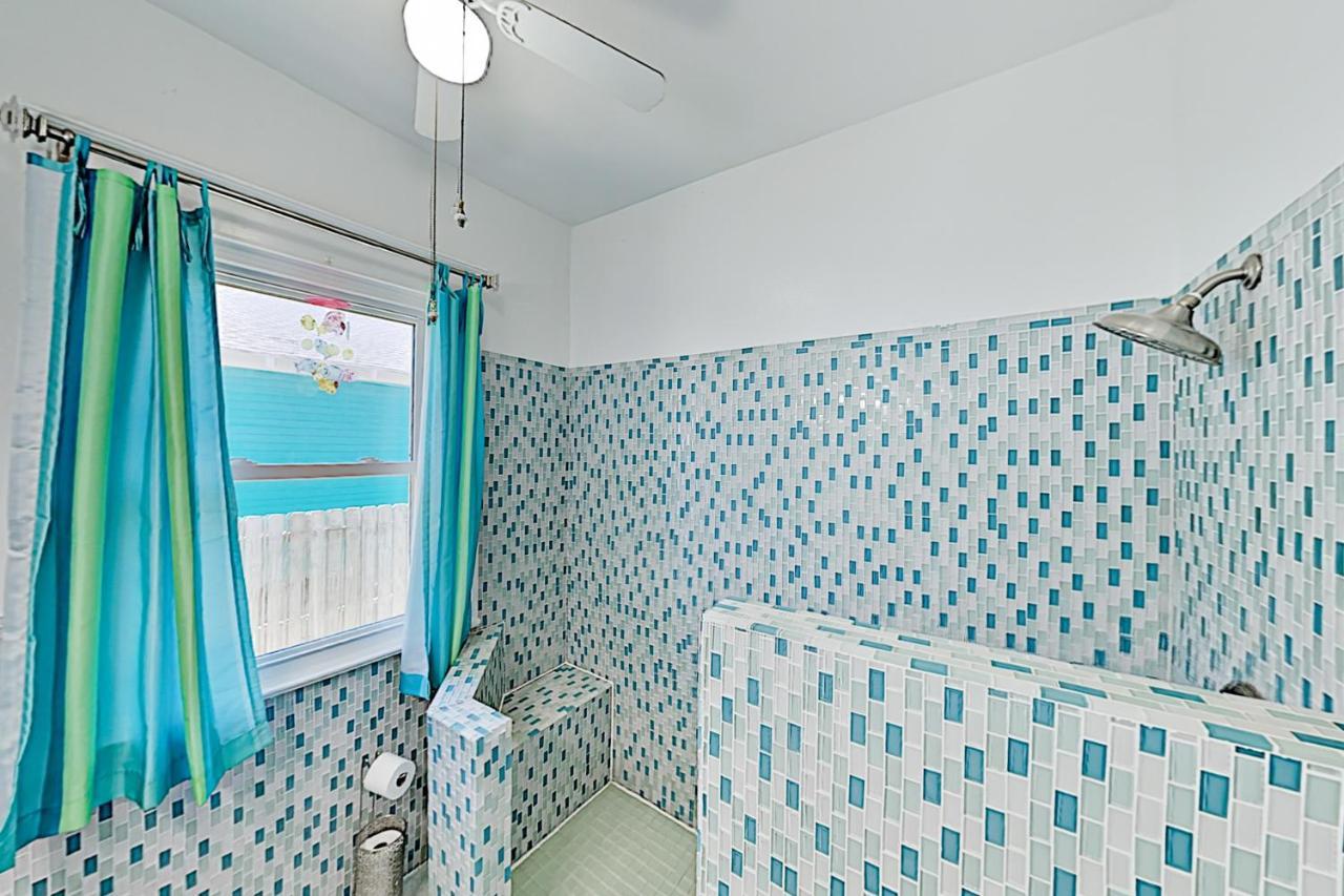 Sky Blue Beach Галвестън Екстериор снимка